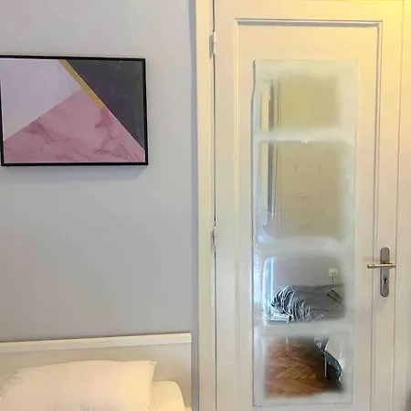3bdr Ideal Athenian *
