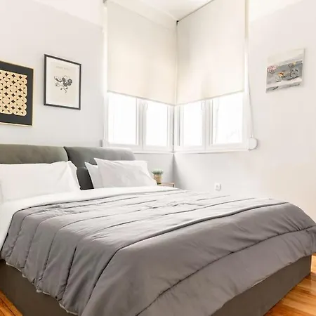 3bdr Ideal Athenian Apartmán